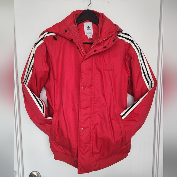 Adidas Originals Red Puffer Jacket Size: M - Picture 1 of 3